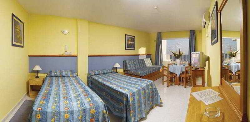 Hotel Apartamentos Vibra Lux Mar Ibiza Kültér fotó
