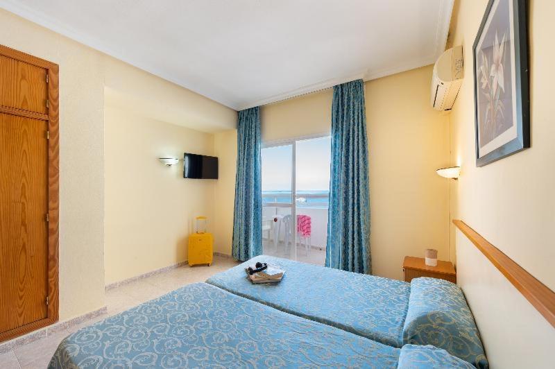 Hotel Apartamentos Vibra Lux Mar Ibiza Szoba fotó