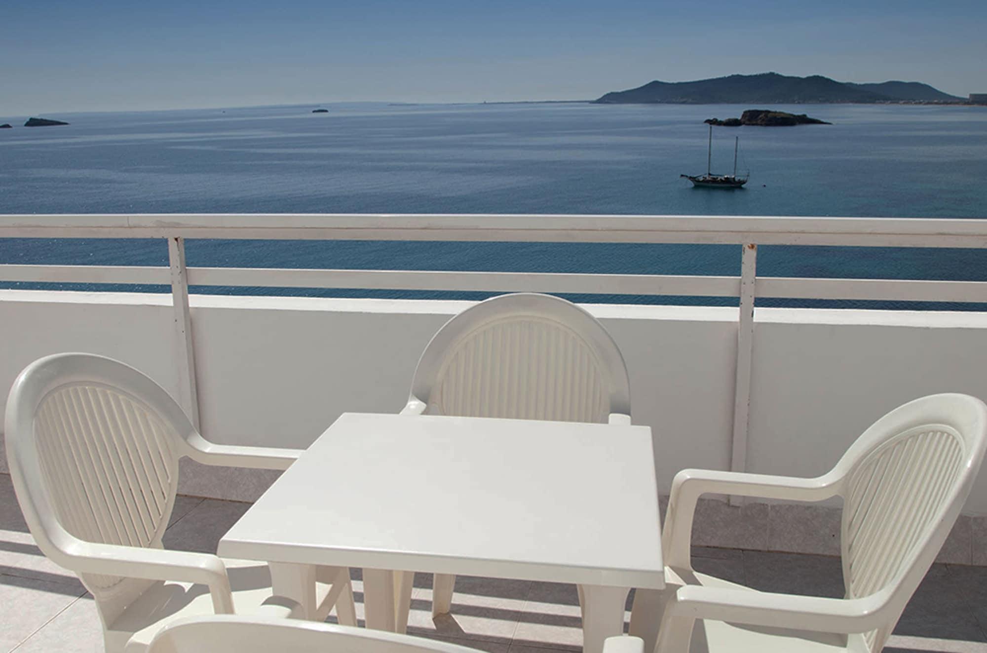 Hotel Apartamentos Vibra Lux Mar Ibiza Kültér fotó