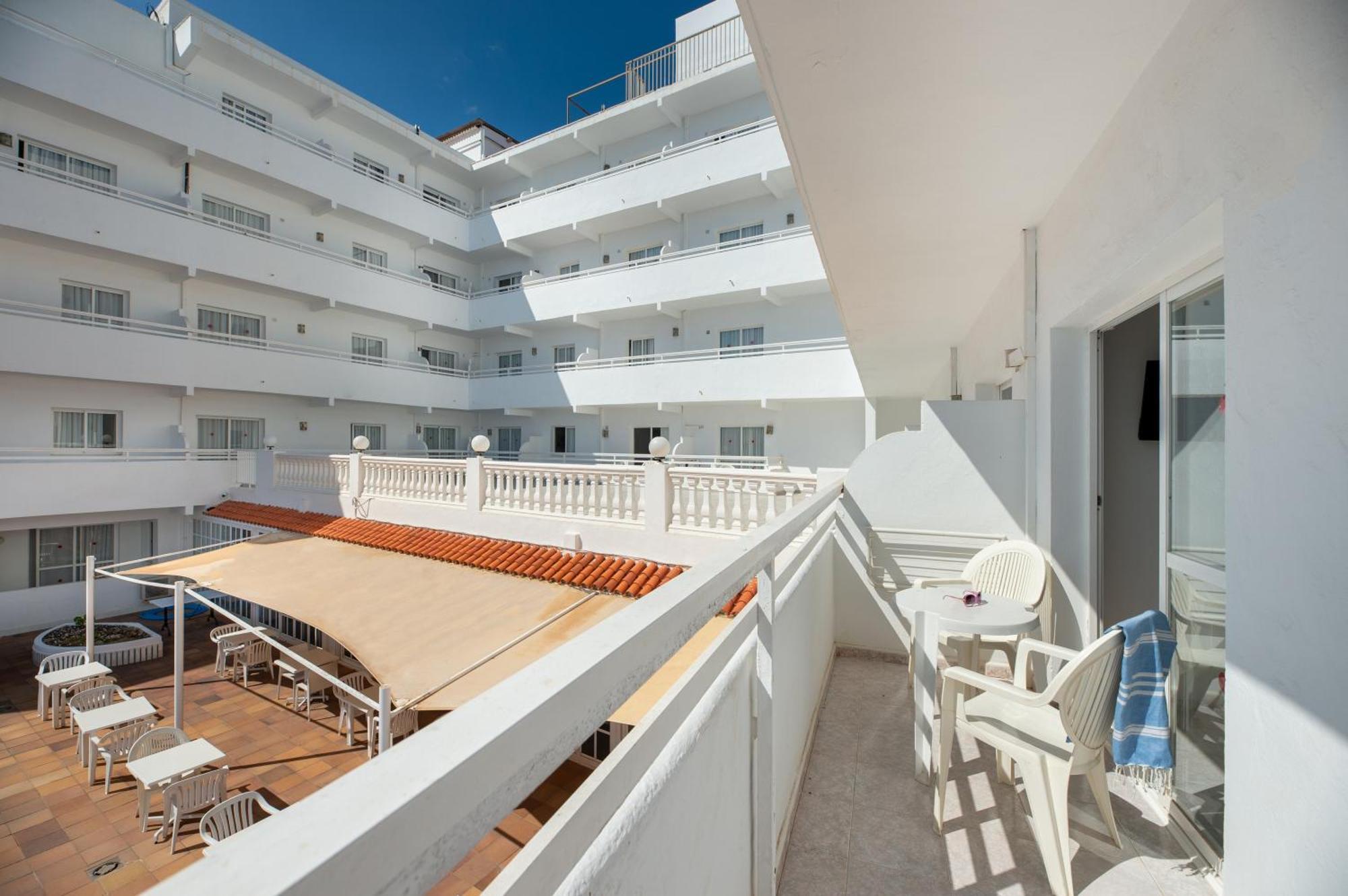 Hotel Apartamentos Vibra Lux Mar Ibiza Kültér fotó