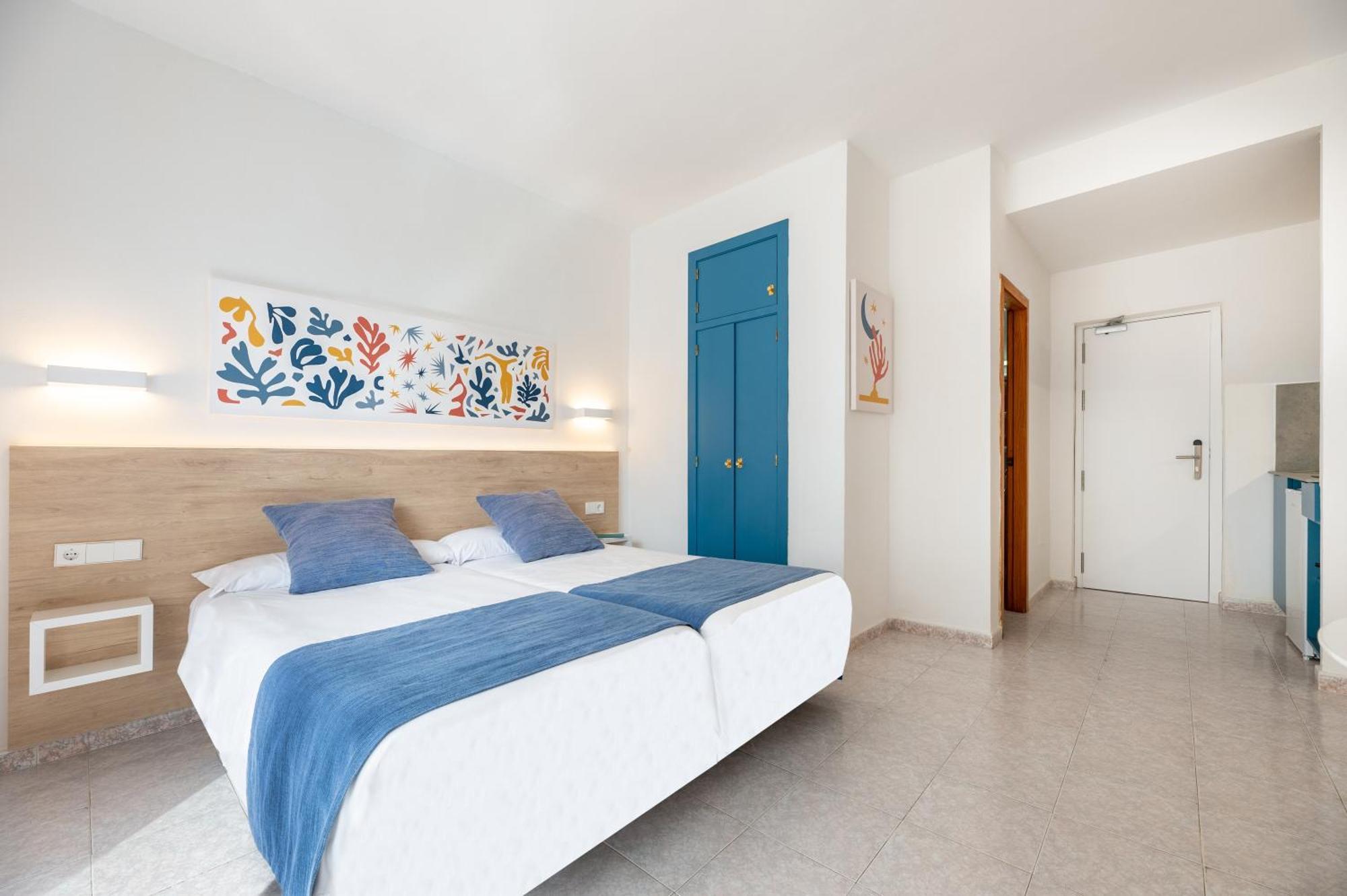 Hotel Apartamentos Vibra Lux Mar Ibiza Kültér fotó