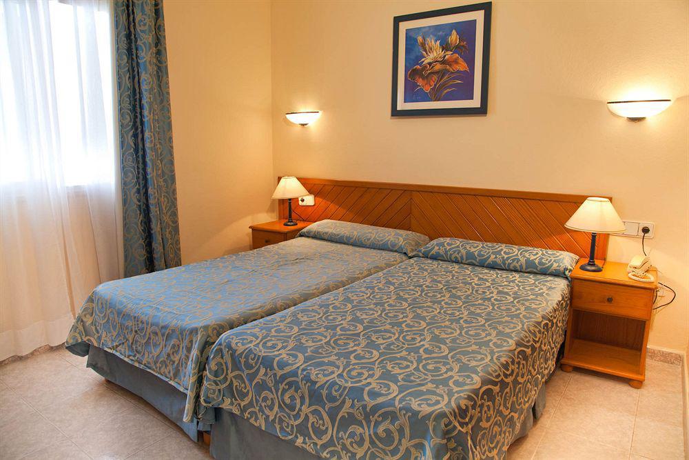 Hotel Apartamentos Vibra Lux Mar Ibiza Kültér fotó
